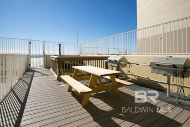 517 E Beach Blvd Unit 1B, Gulf Shores, AL 36542 - surrounding community featuring a deck