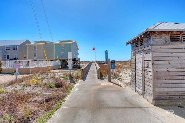 view of road featuring a residential view