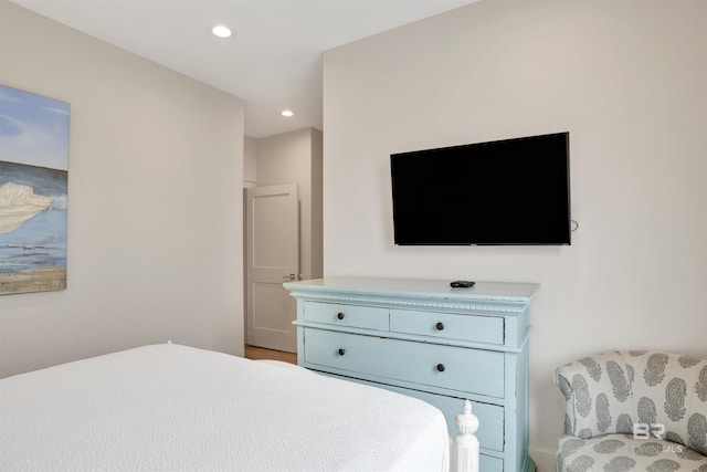 bedroom featuring recessed lighting
