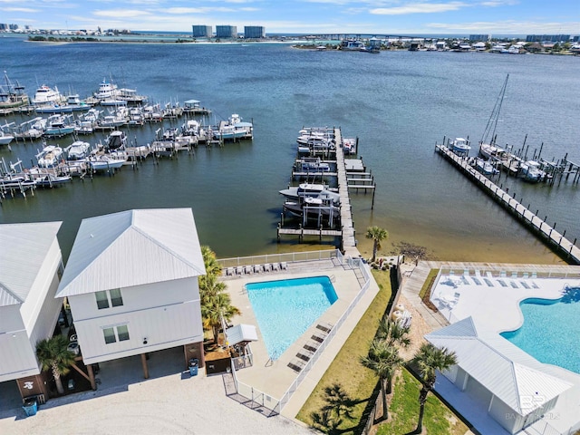 bird's eye view featuring a water view