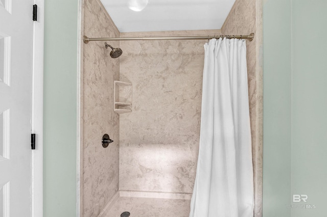 14752 State Highway 180, Gulf Shores, AL 36542 - full bath featuring curtained shower