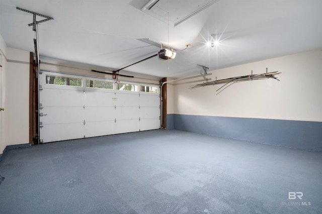 6 Pirates Ln, Spanish Fort, AL 36527 - garage with a garage door opener