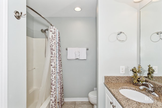 full bathroom featuring vanity, toilet, tile patterned floors, and shower / bath combo