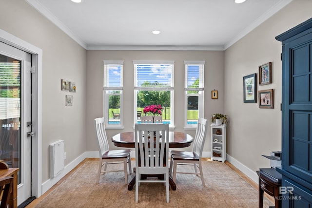 1609 Makaira Dr, Foley, AL 36535 - dining room with light wood-style flooring, crown molding, baseboards, and recessed lighting
