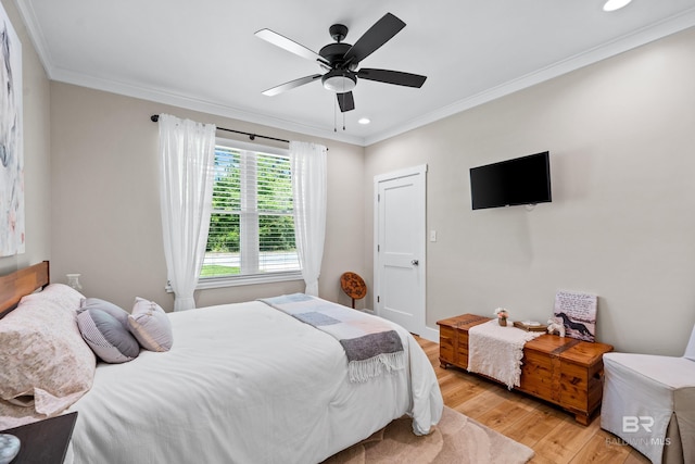 1609 Makaira Dr, Foley, AL 36535 - bedroom with light wood-style floors, ornamental molding, recessed lighting, and ceiling fan
