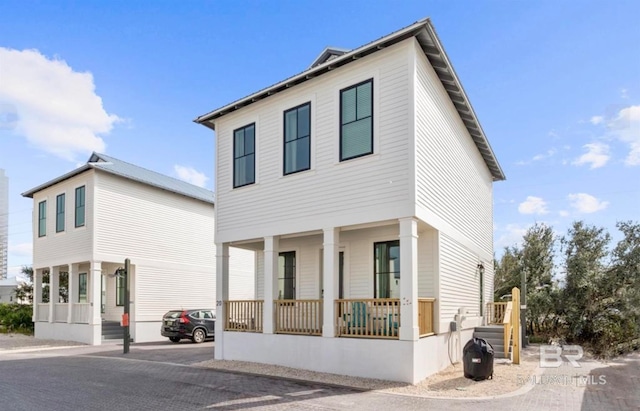 front of property featuring a porch