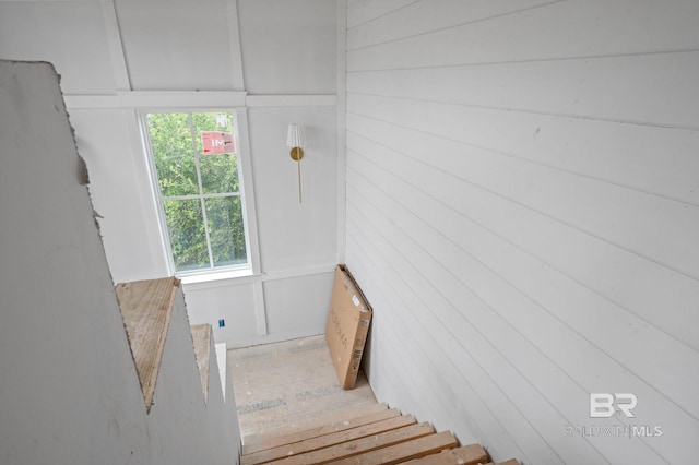 16880 Brigadoon Trl, Gulf Shores, AL 36542 - staircase featuring plenty of natural light