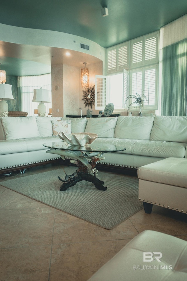 26302 Perdido Beach Blvd Unit D2201, Orange Beach, AL 36561 - living area featuring a chandelier