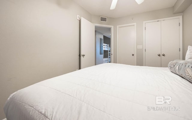 bedroom with ceiling fan