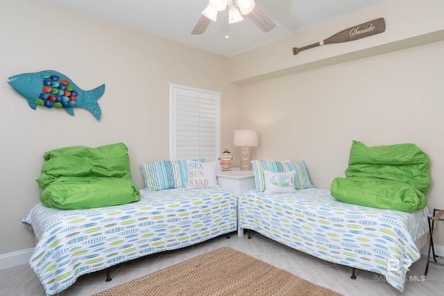 bedroom featuring ceiling fan