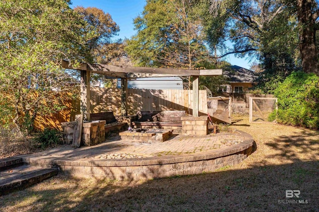 view of yard with a patio area