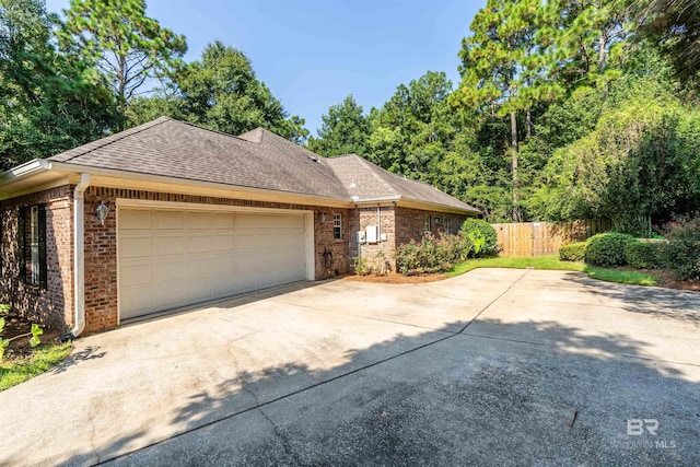 view of front facade with a garage