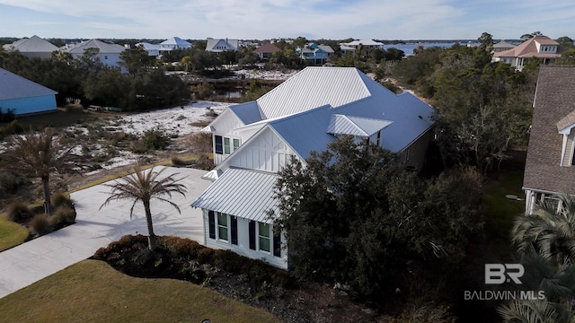 drone / aerial view with a residential view