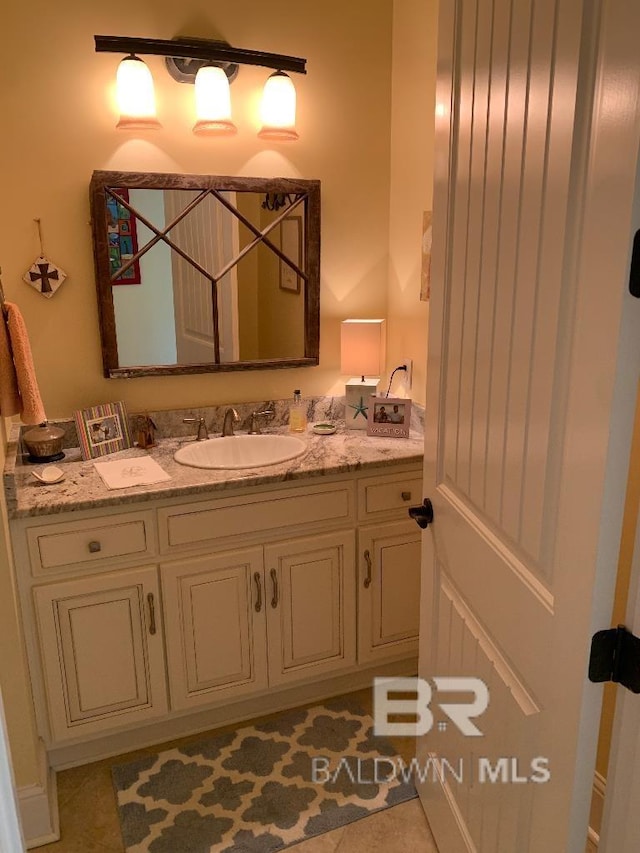 40 Bay Pointe Ct, Fairhope, AL 36532 - bathroom with vanity