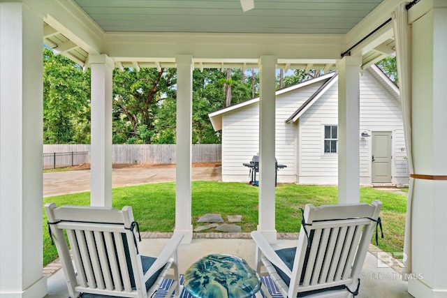 view of sunroom / solarium