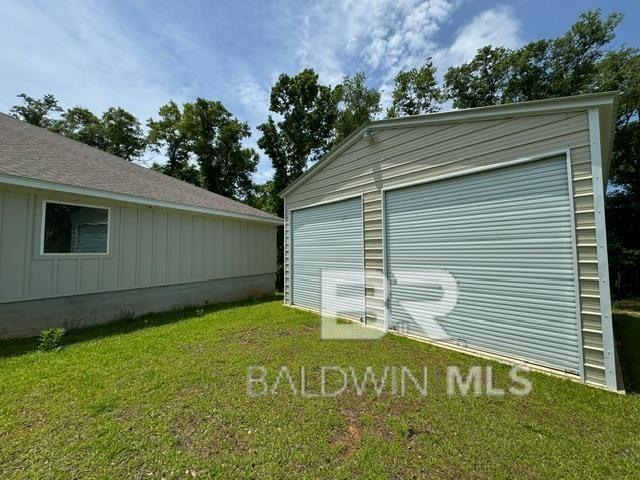 32807 N Pickens Ave, Lillian, AL 36549 - view of detached garage