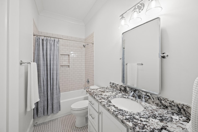 full bathroom with shower / tub combo with curtain, toilet, tile patterned floors, vanity, and crown molding