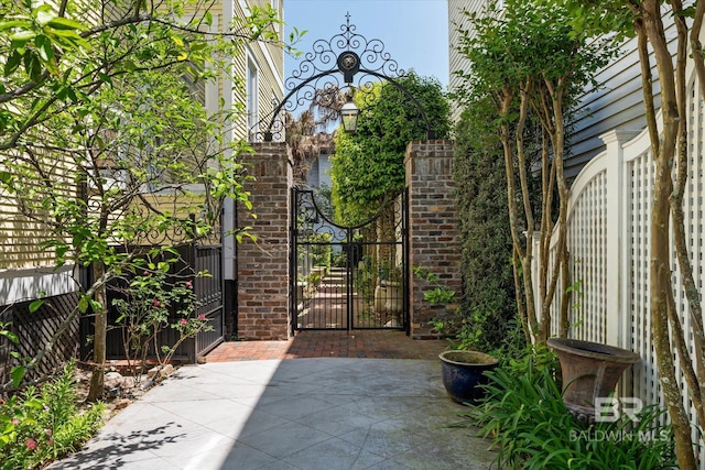 251 S Georgia Ave, Mobile, AL 36604 - view of gate