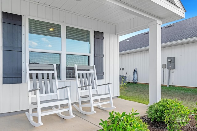 view of patio / terrace featuring covered porch