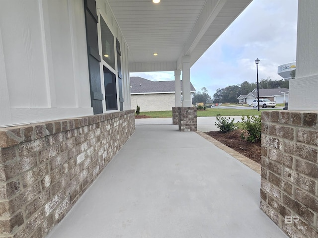 view of patio / terrace with covered porch