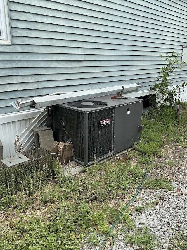 84 Horn Dr, Lillian, AL 36549 - exterior view of central AC
