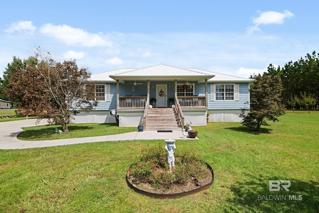 ranch-style home with a porch and a front lawn