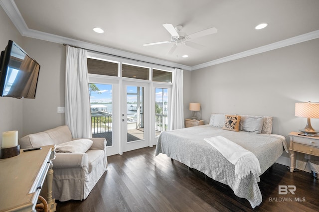 bedroom featuring ceiling fan, dark hardwood / wood-style floors, crown molding, and access to outside