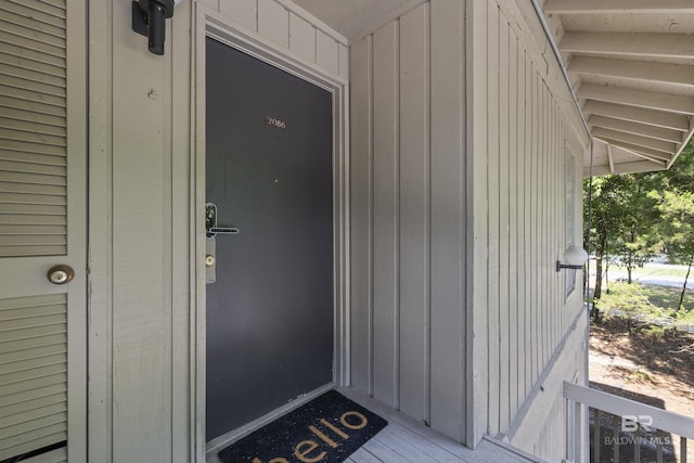 2086 N Seacliff Dr Unit 2086, Daphne, AL 36526 - property entrance with board and batten siding