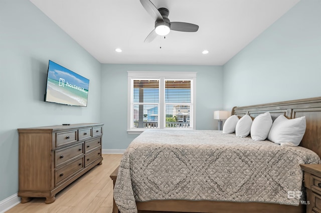 1337 W Lagoon Ave, Gulf Shores, AL 36542 - bedroom featuring baseboards, a ceiling fan, recessed lighting, and light wood-type flooring