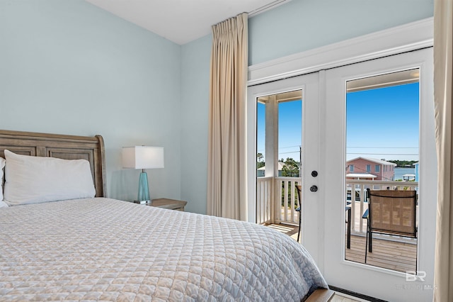 1337 W Lagoon Ave, Gulf Shores, AL 36542 - bedroom with access to exterior