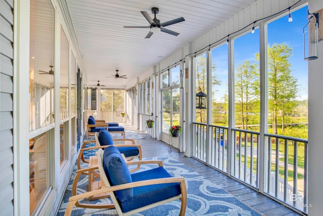 view of sunroom / solarium