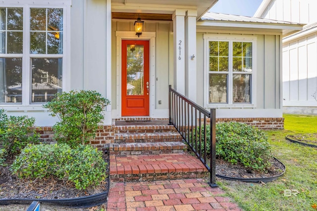 view of property entrance