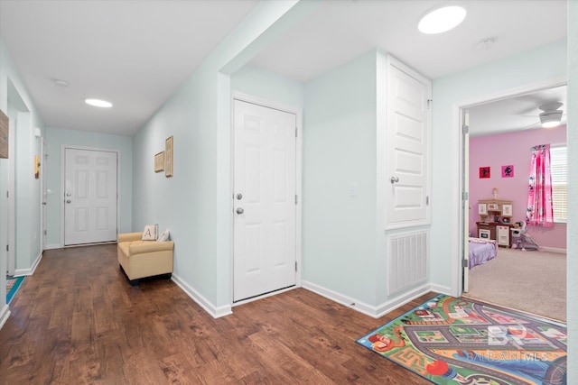 17372 Tallasee Blvd, Foley, AL 36535 - foyer entrance featuring wood finished floors and baseboards