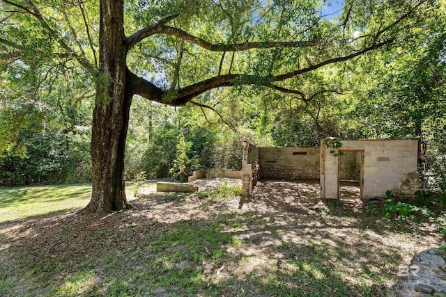 4014 Moffett Ct, Mobile, AL 36618 - view of yard featuring a wooded view