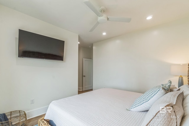 1050 W Beach Blvd Unit E, Gulf Shores, AL 36542 - bedroom featuring recessed lighting, wood finished floors, and a ceiling fan