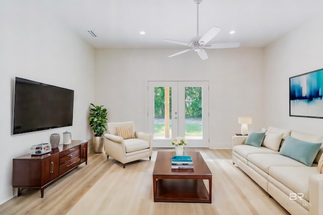 9264 Brighton Ave, Elberta, AL 36530 - living area featuring light wood-style floors, a ceiling fan, and recessed lighting
