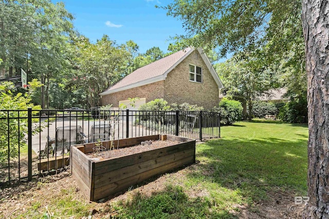 view of yard with a garage