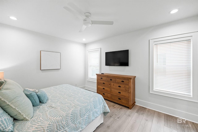 1476 Sandpiper Ln Unit B, Gulf Shores, AL 36542 - bedroom featuring baseboards, light wood finished floors, recessed lighting, and a ceiling fan