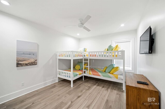 1476 Sandpiper Ln Unit B, Gulf Shores, AL 36542 - bedroom featuring wood finished floors, recessed lighting, baseboards, and a ceiling fan
