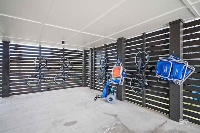 1476 Sandpiper Ln Unit B, Gulf Shores, AL 36542 - view of garage