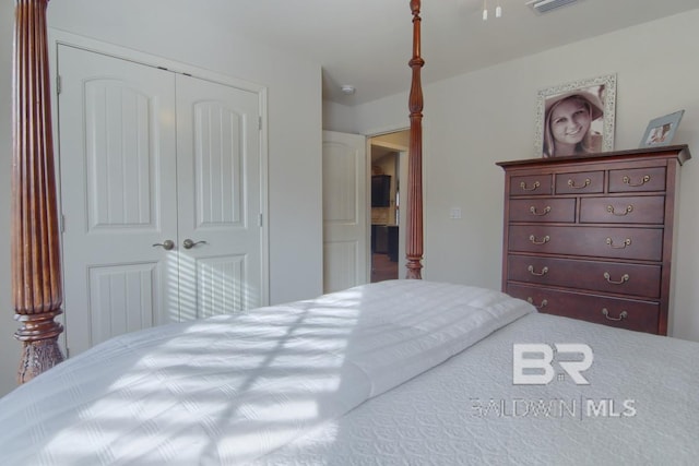 bedroom with a closet