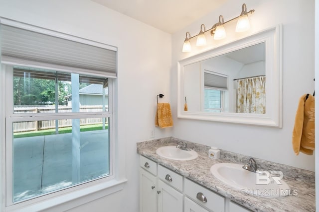 bathroom with vanity