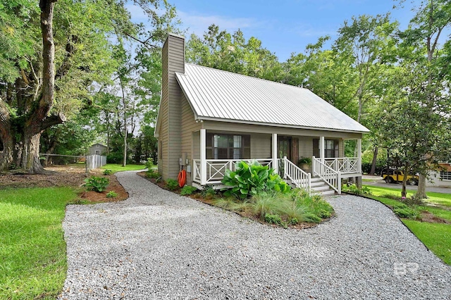 view of front of home with covered porch