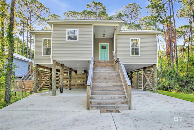 view of front of house with a carport