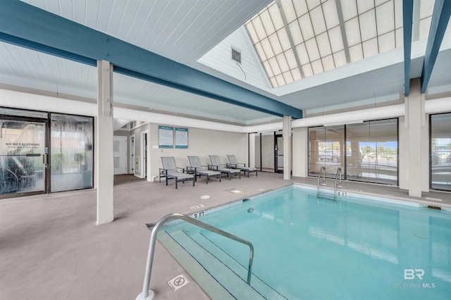 view of swimming pool