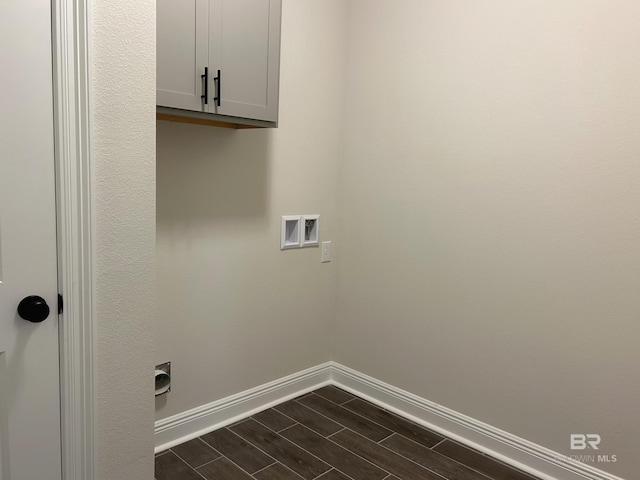 laundry room featuring cabinets and hookup for a washing machine