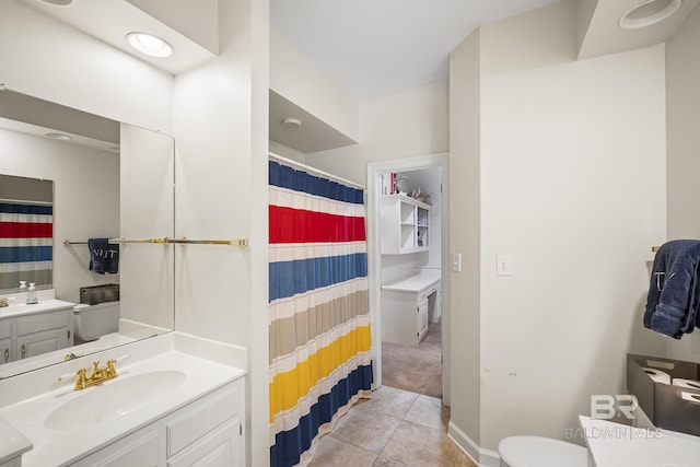 402 Potters Mill Ave, Daphne, AL 36526 - full bathroom featuring tile patterned flooring, vanity, toilet, and curtained shower