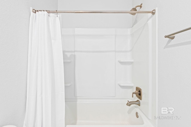 360 Nandina Loop, Fairhope, AL 36532 - bathroom with shower / bath combo with shower curtain