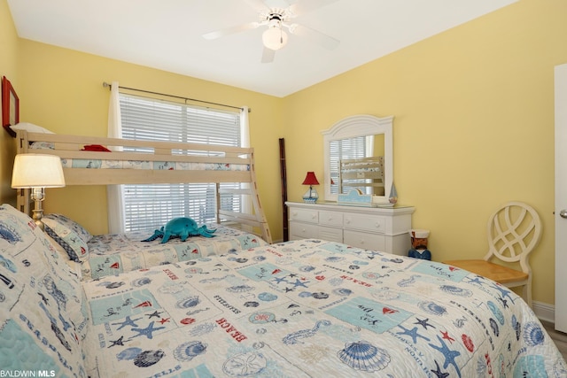 bedroom with ceiling fan