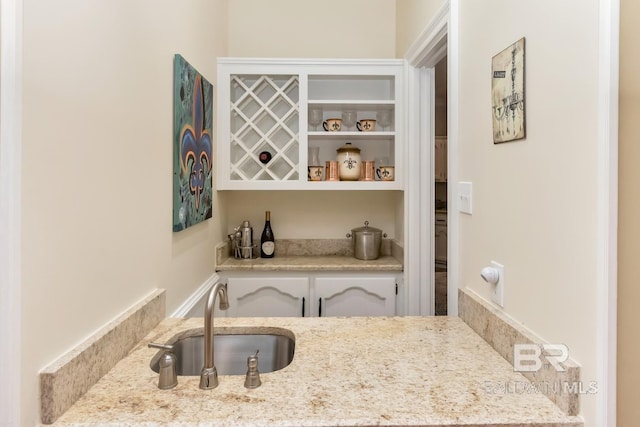 1509 Ridgeland Rd, Mobile, AL 36695 - bar area with a sink